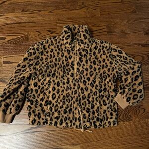 Billabong leopard quarter zip size small